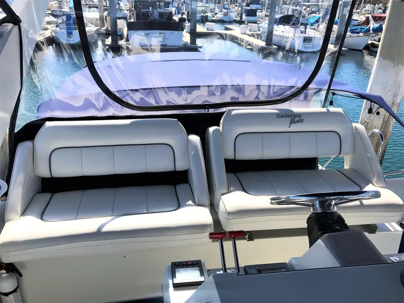 1996 Carver 380 Santego