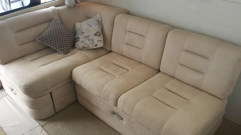 Convertable Sofa w/ Pull out Storage Drawers