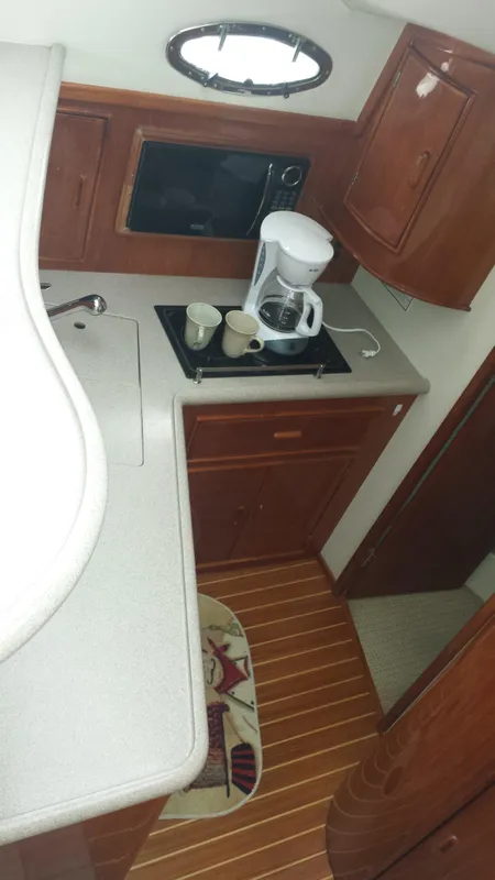 1996 Mediterranean 38 Convertible Sportfisher