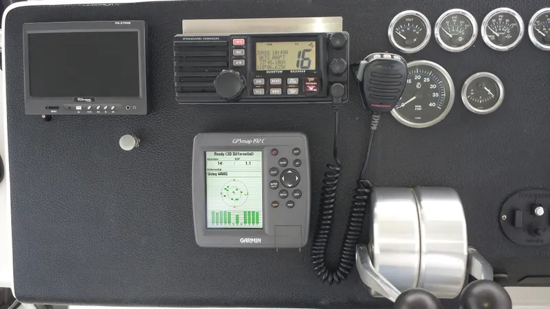 1996 Mediterranean 38 Convertible Sportfisher