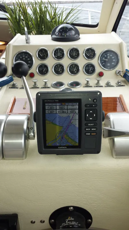 1996 Mediterranean 38 Convertible Sportfisher
