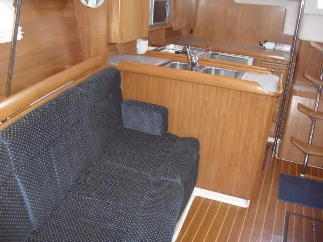 2006 Catalina 350 MkII