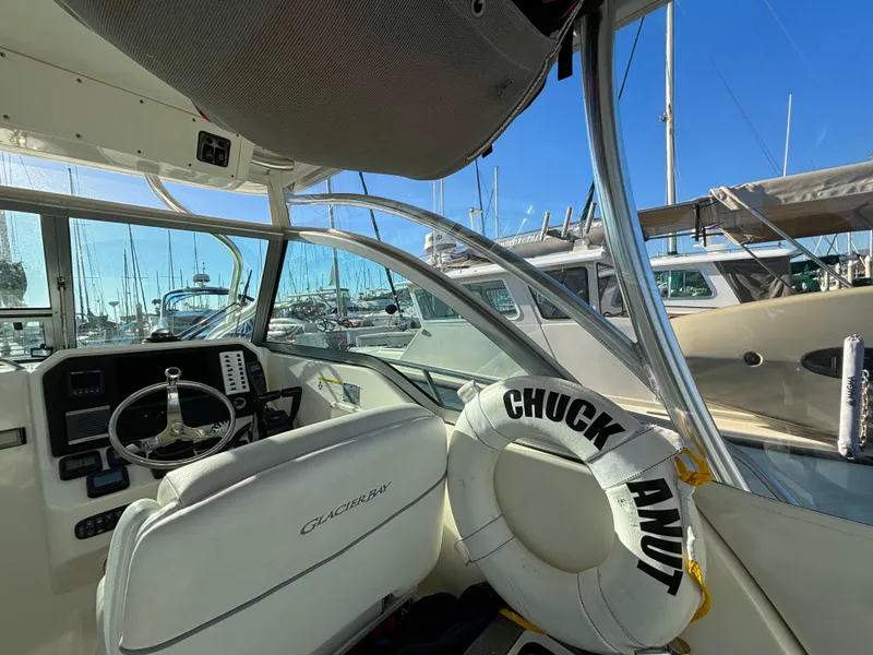 2013 Glacier Bay 2770