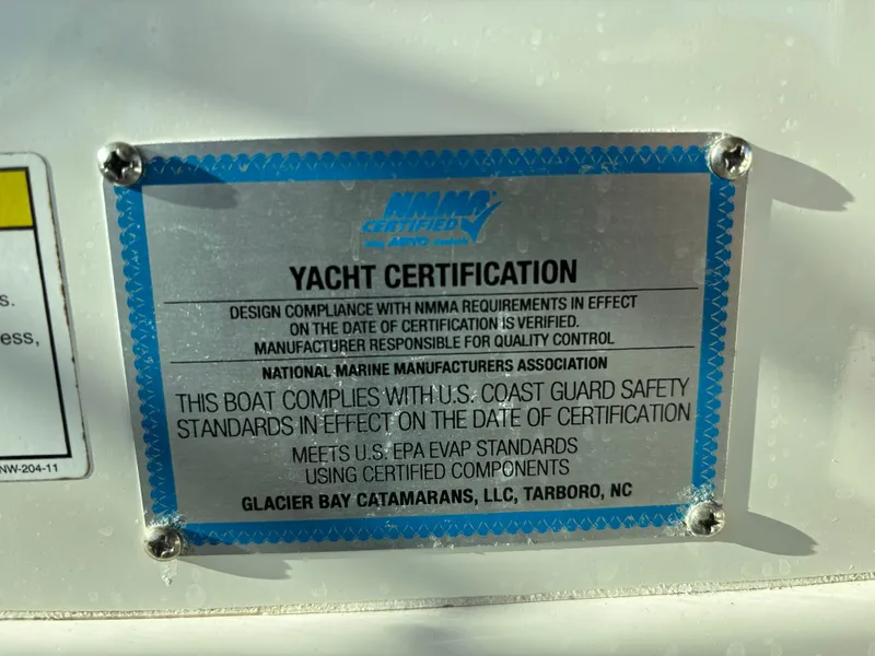 2013 Glacier Bay 2770