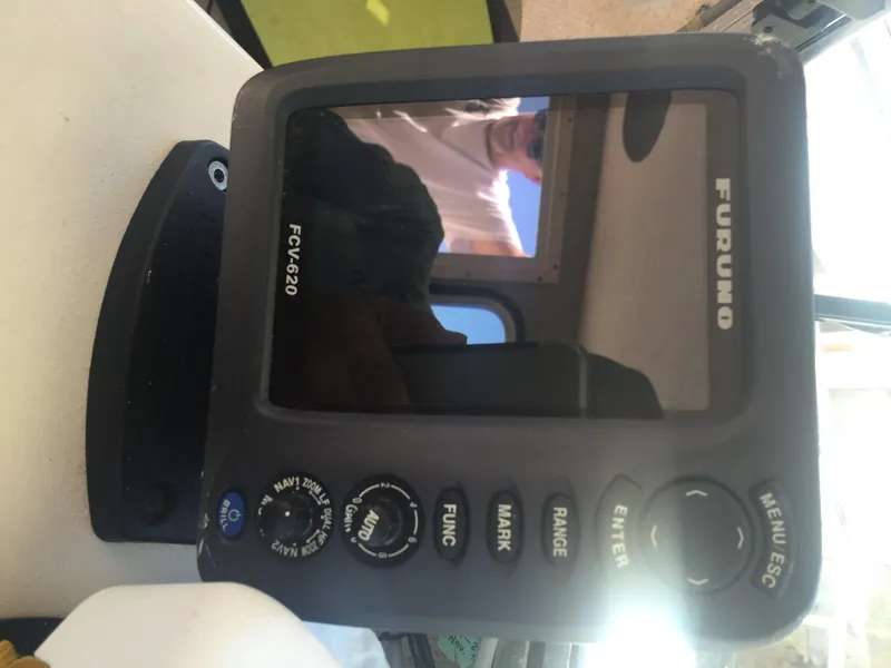2007 Parker 2320 Sport Cabin