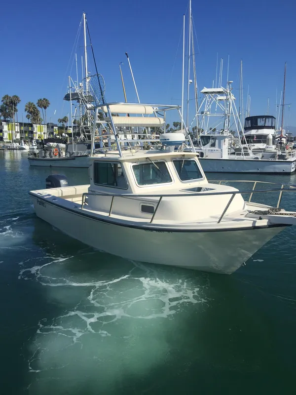 2007 Parker 2320 Sport Cabin