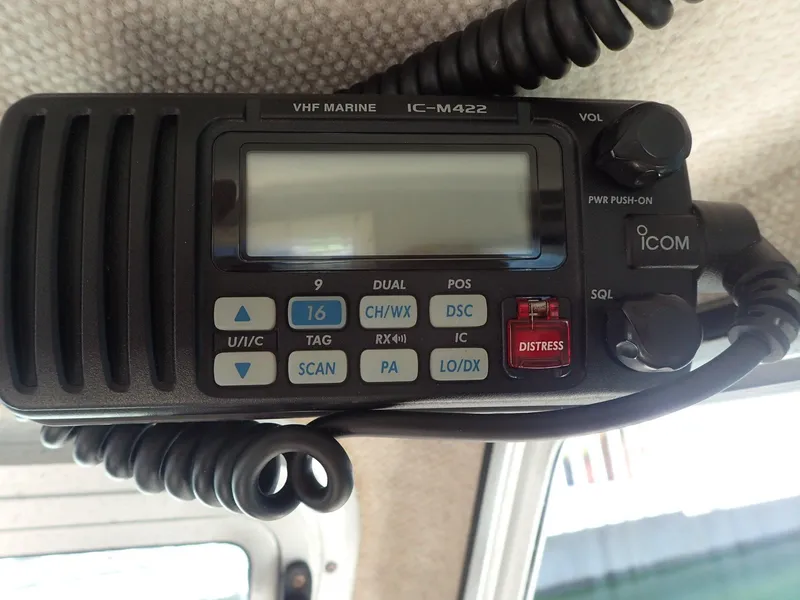 2007 Parker 2320 Sport Cabin