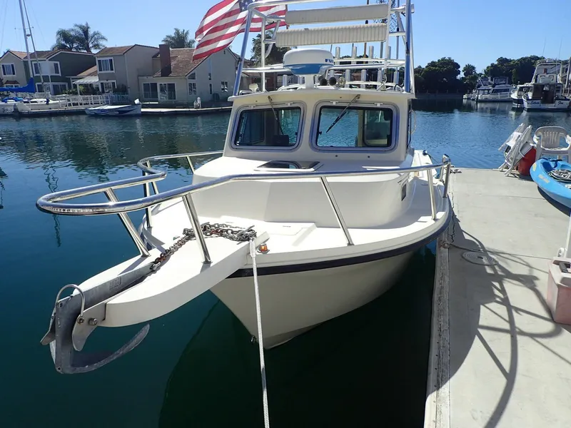 2007 Parker 2320 Sport Cabin