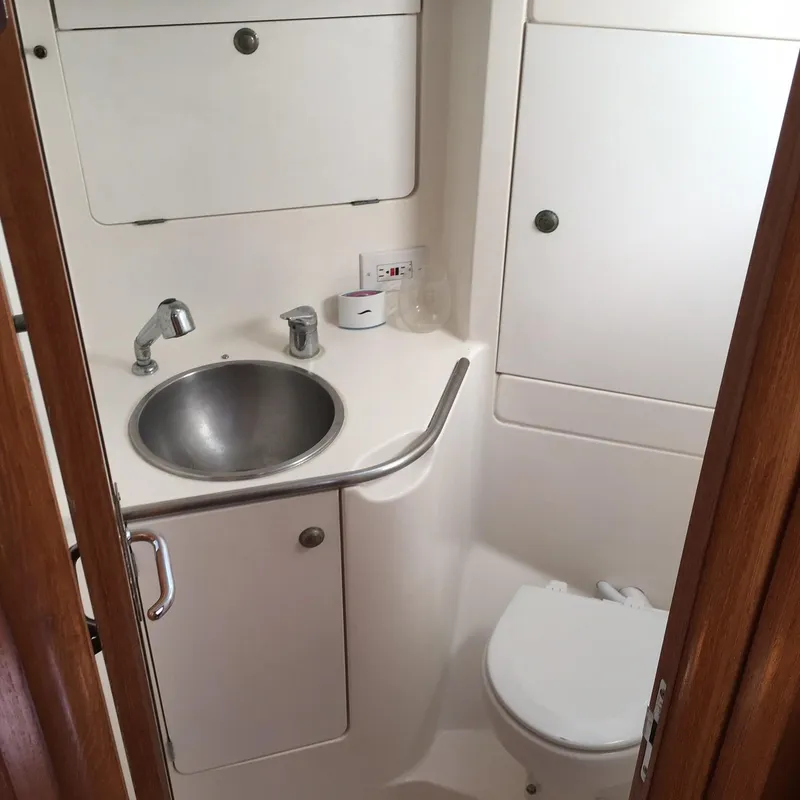 1998 Jeanneau 42