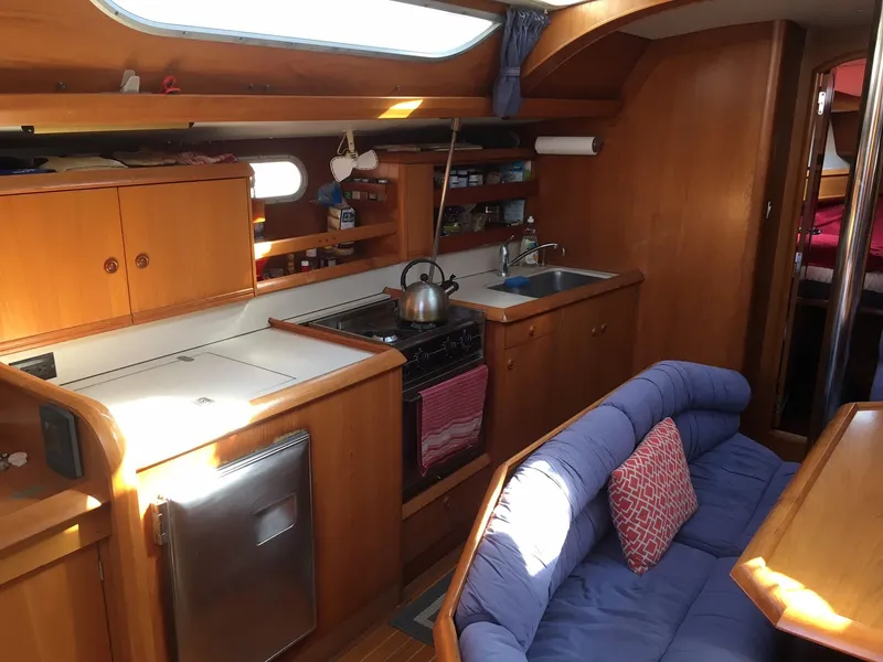 1998 Jeanneau 42