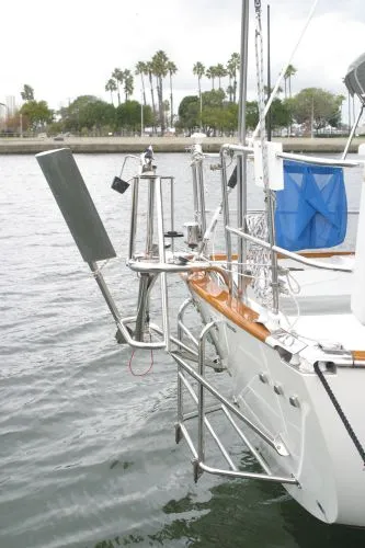 2002 Passport 470 Aft Cockpit