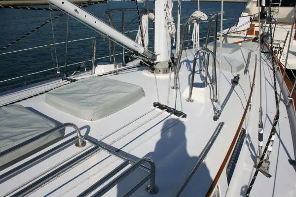 2002 Passport 470 Aft Cockpit