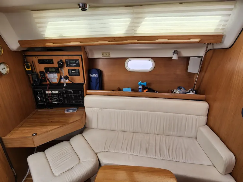 2003 Catalina 350