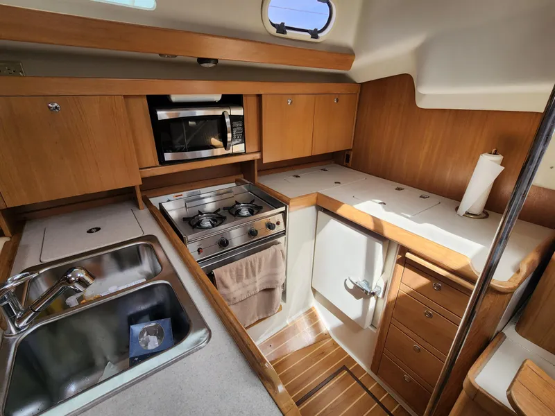 2003 Catalina 350