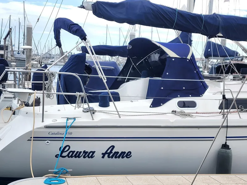 2003 Catalina 350