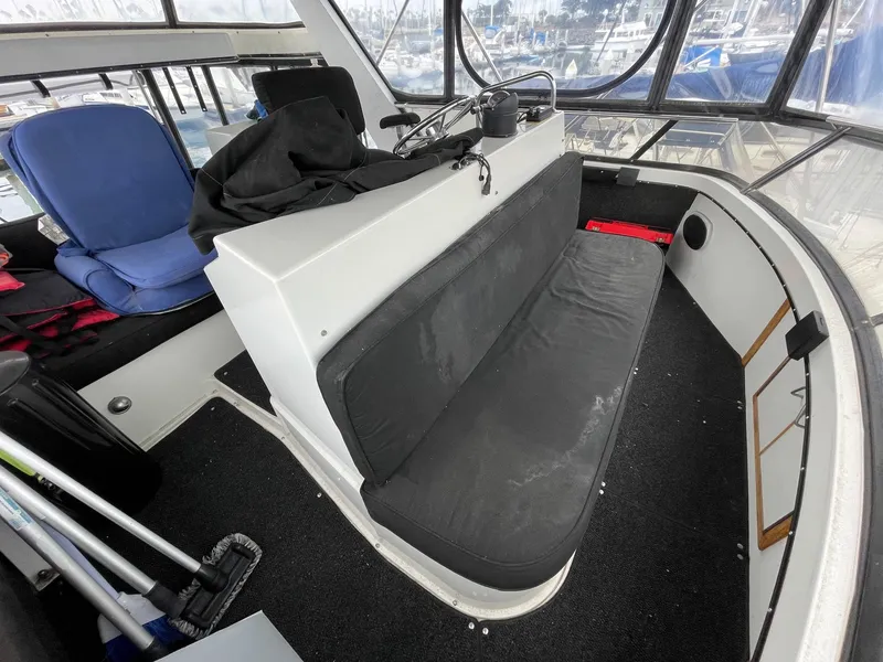 1988 Carver 38 Aft Cabin Motor Yacht