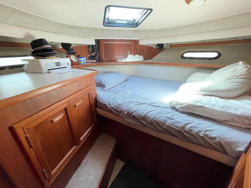 1988 Carver 38 Aft Cabin Motor Yacht