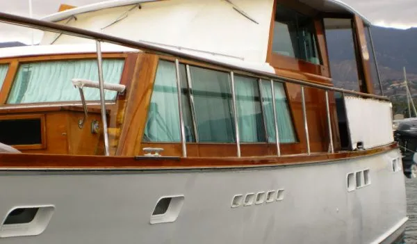 1969 Stephens flushdeck motoryacht