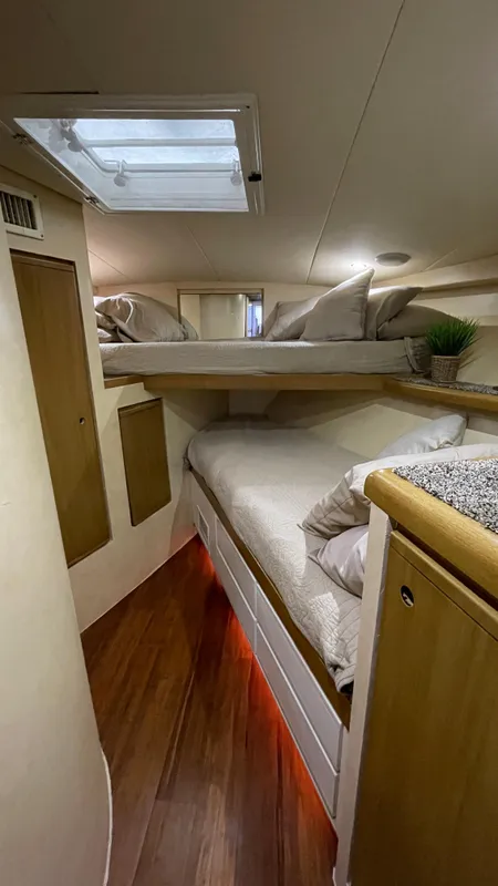 1995 Bertram 50 Convertible