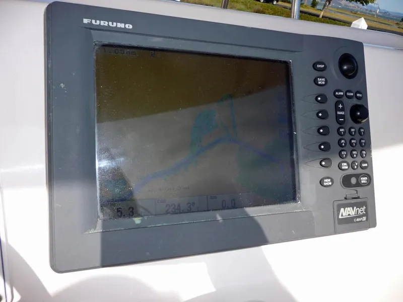 Radar/Chartplotter