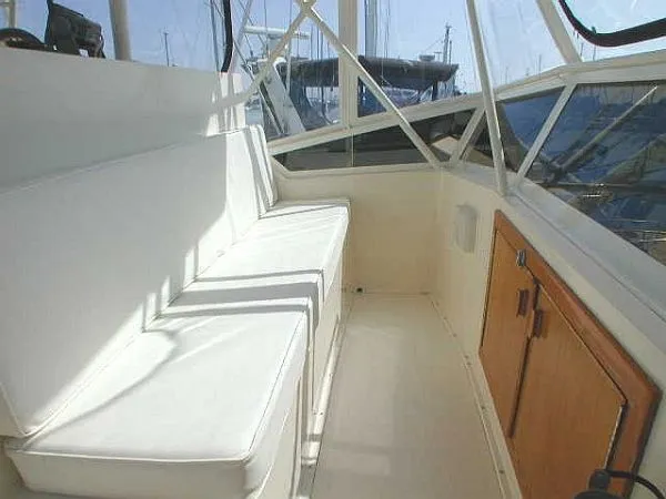 Forward Bridge Seat