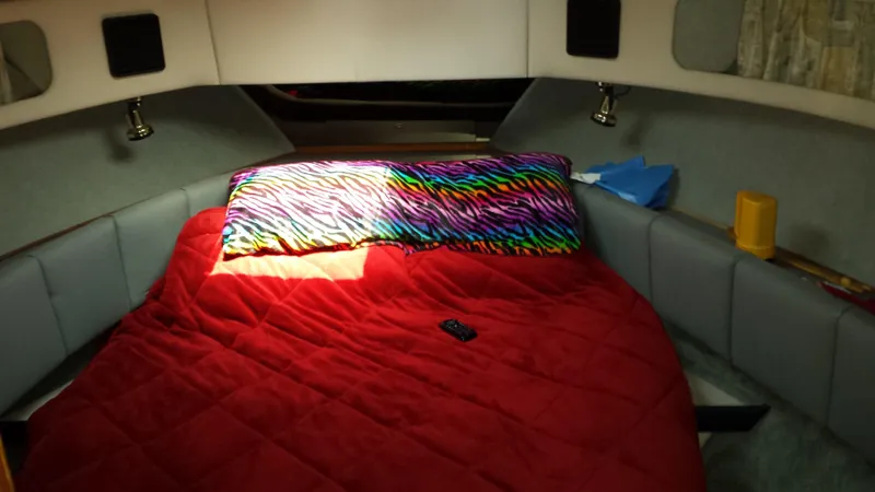 1991 Bayliner 3888 Motoryacht