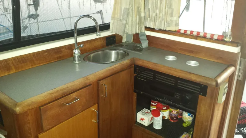 1991 Bayliner 3888 Motoryacht