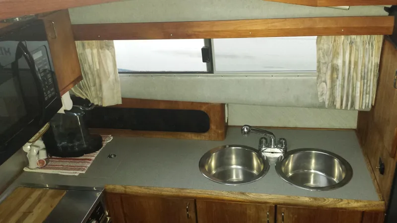 1991 Bayliner 3888 Motoryacht