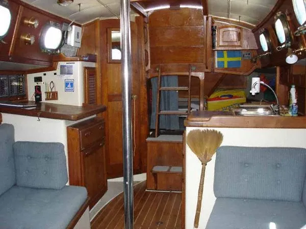 1988 Pacific Seacraft Crealock 31