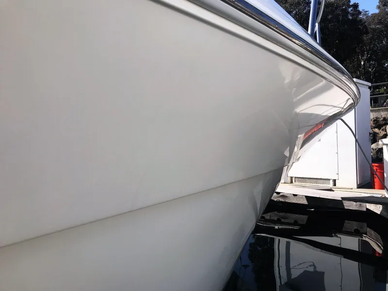 2001 Wellcraft 330 Coastal