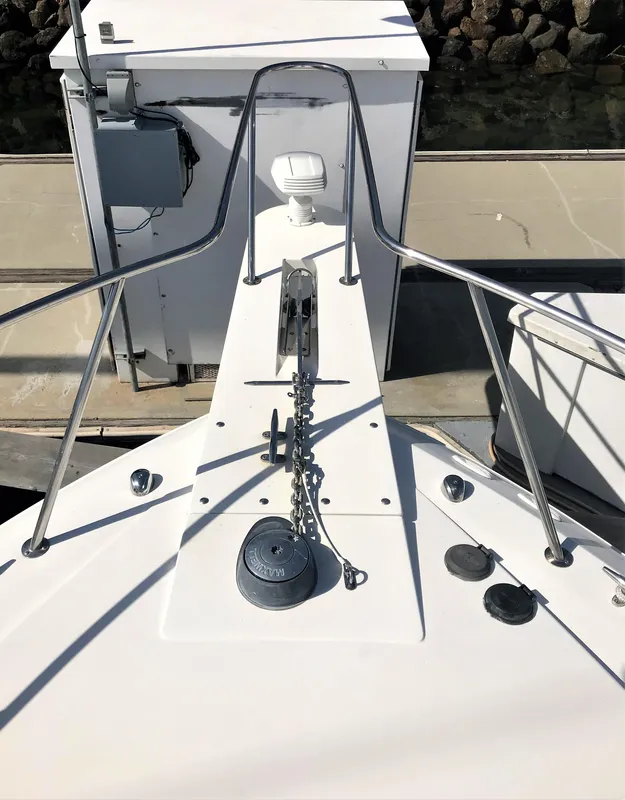 2001 Wellcraft 330 Coastal