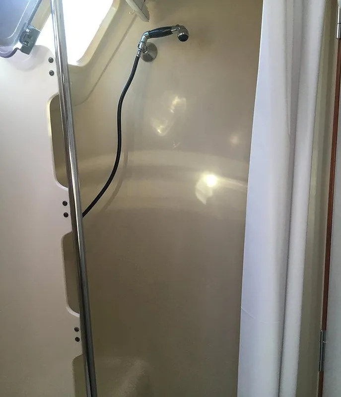 2003 Hunter 410