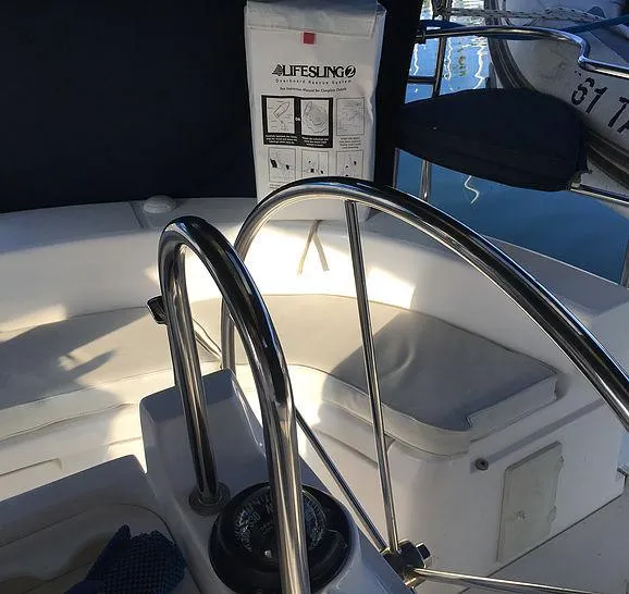 2003 Hunter 410