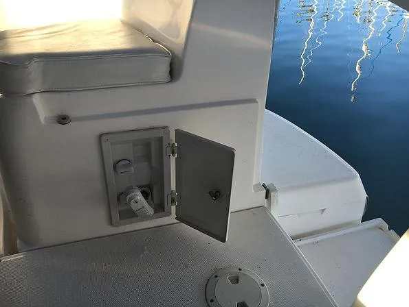 2003 Hunter 410