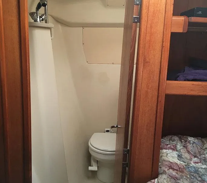 2003 Hunter 410