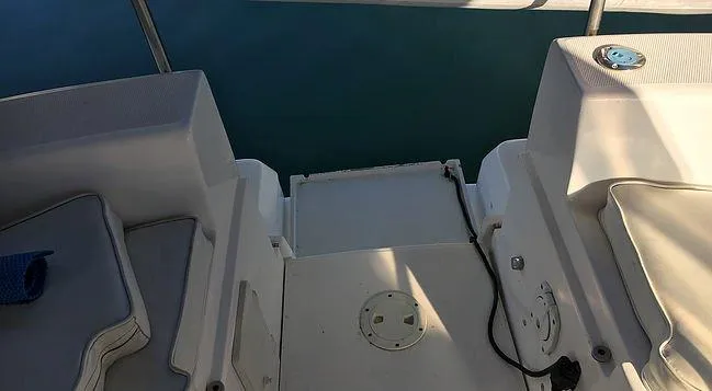2003 Hunter 410