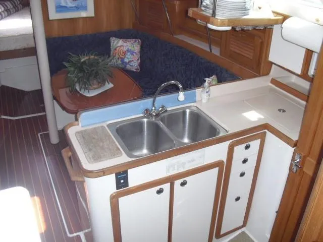 1997 Catalina 34 MK II