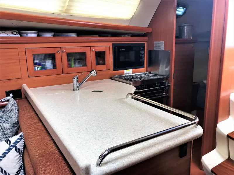 2011 Hunter e36