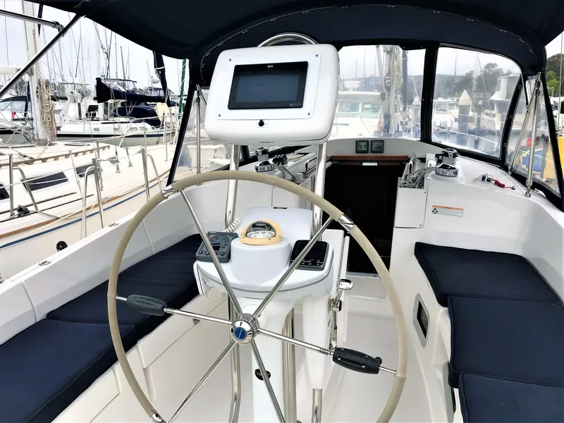 2011 Hunter e36