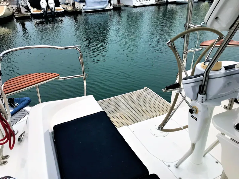 2011 Hunter e36