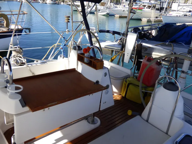 2006 Catalina 470
