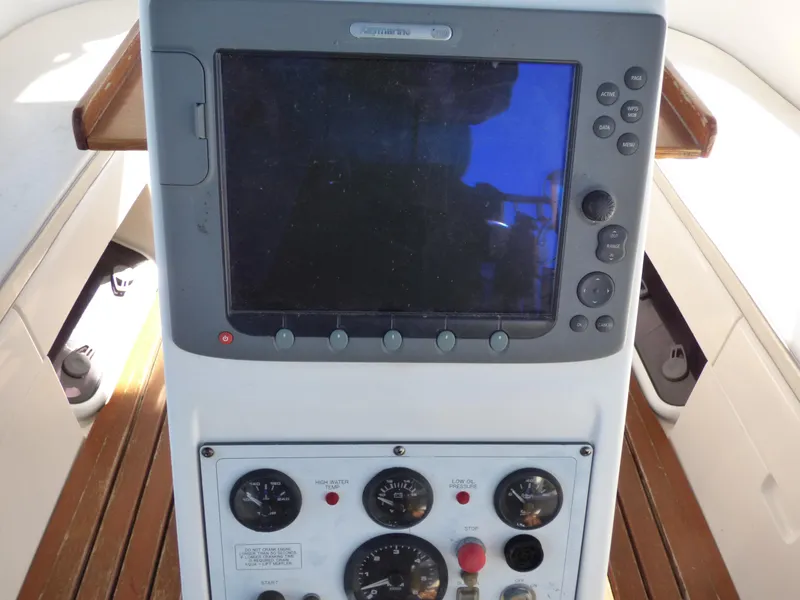 2006 Catalina 470