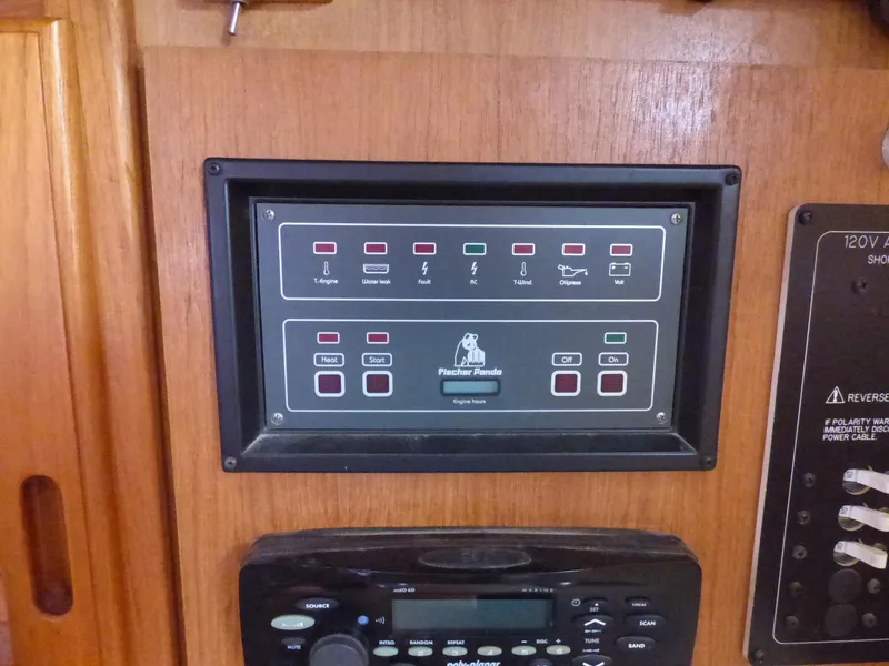 2006 Catalina 470