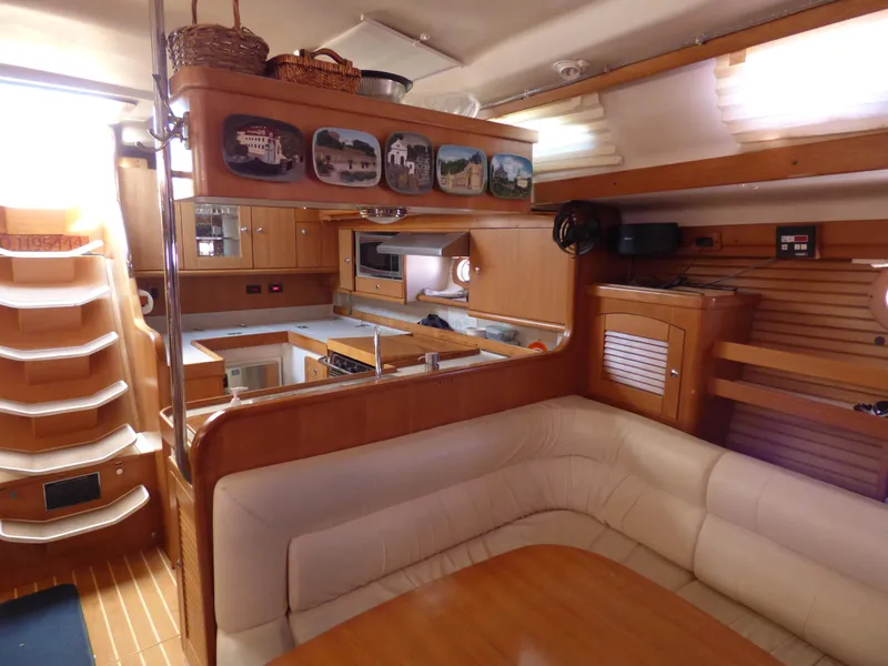 2006 Catalina 470
