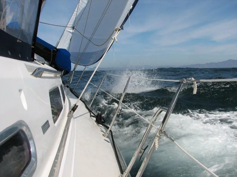 2006 Catalina 470
