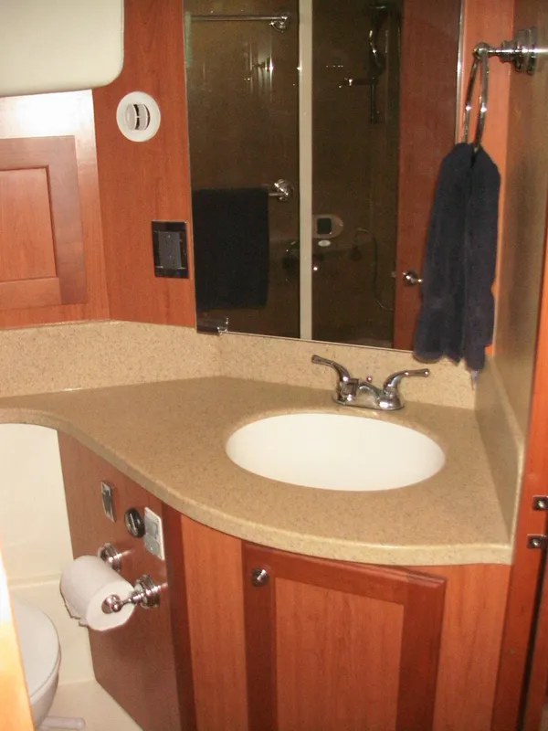 Head Sink and Cabinets