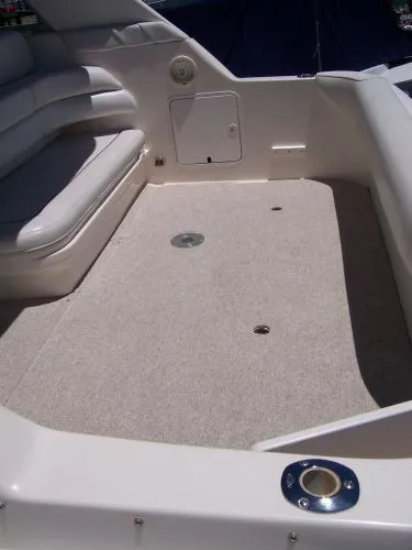 1998 Sea Ray Sundancer 330