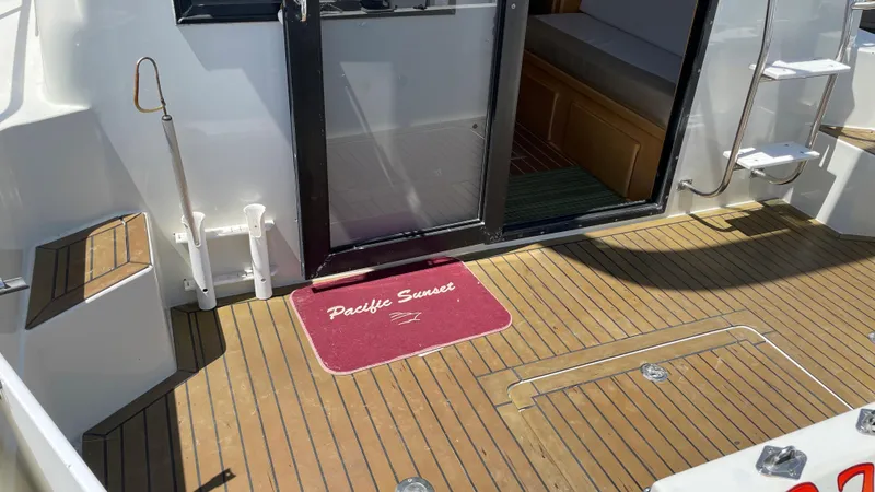 1993 Navigator 3300