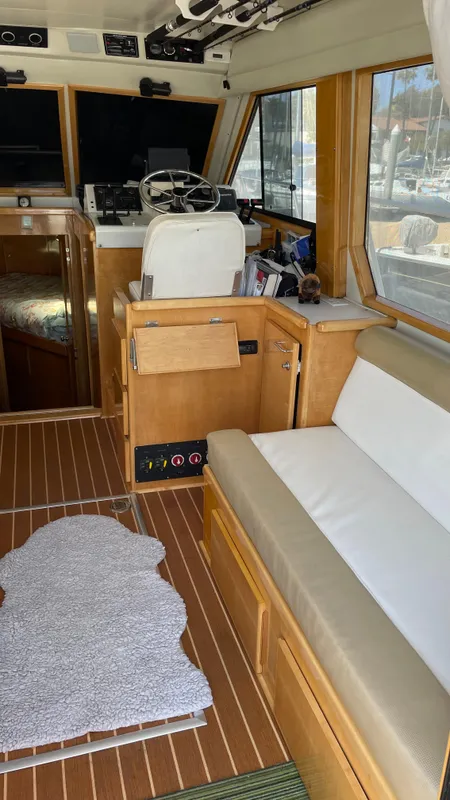 1993 Navigator 3300