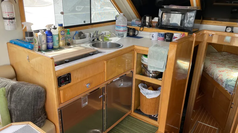 1993 Navigator 3300